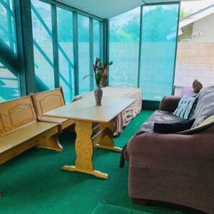select-senior-care-llc-3-sun-room.jpg