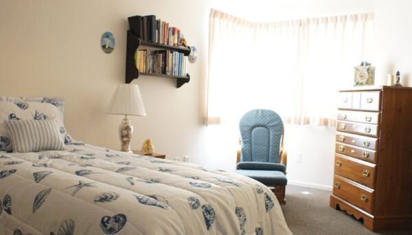 senior-living-community-for-the-eastern-star-in-ca-5-apartment-bedroom.jpg