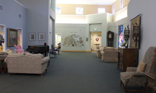 senior-living-community-for-the-eastern-star-in-ca-common-area.jpg
