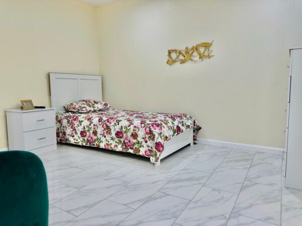 seniors-paradise-7-private-room.jpeg