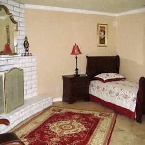 serenity-hills-manor-6-private-room.jpg