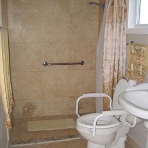 serenity-hills-manor-restroom-2.jpg