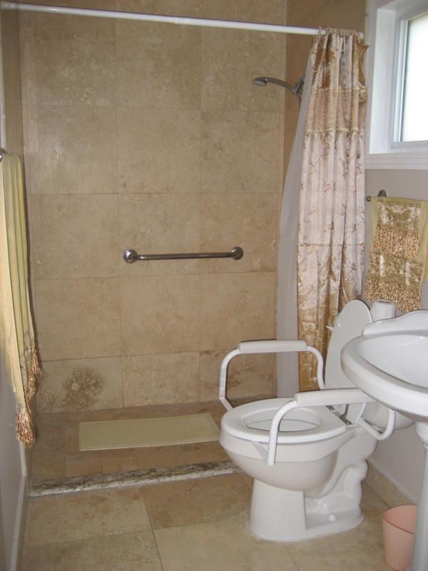 serenity-hills-manor-restroom-2.jpg