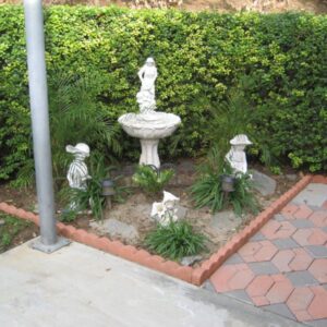 serenity-hills-manor-yard-2.jpg