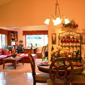 soleil-senior-living-4-dining-room.jpg