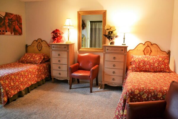 soleil-senior-living-6-shared-room.jpg