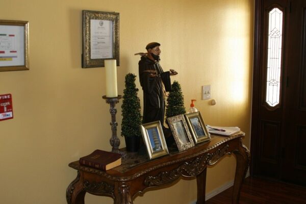 st-francis-home-care-foyer.jpg