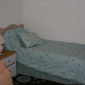 sunflower-living-5-private-room-2.jpg
