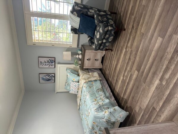 sunny-coast-care-home-7-private-room.jpeg
