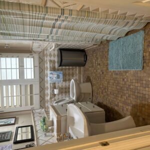 sunny-coast-care-home-8-bathroom.jpeg
