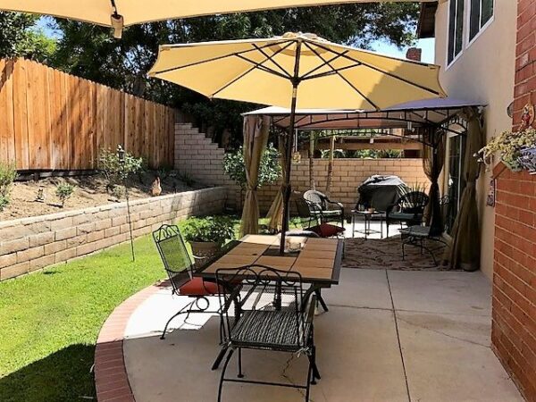 sunny-hills-homes-6-patio-2.jpg