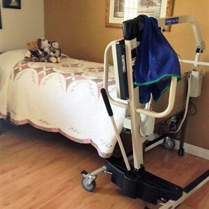 sunny-hills-homes-hoyer-lift.jpg