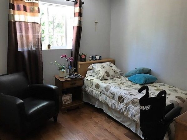 sunny-hills-villa-elder-care-home-private-room-3.jpg
