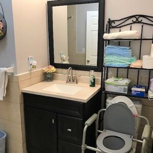 sunny-hills-villa-elder-care-home-restroom-3.jpg