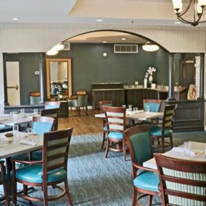 sunnycrest-senior-living-3-dining-hall.jpg