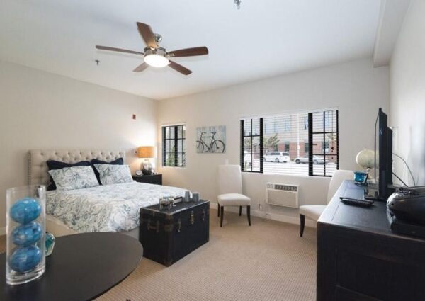 sunnycrest-senior-living-5-apartment-2.jpg