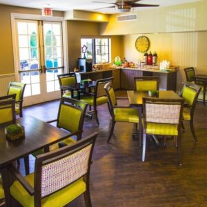 sunnycrest-senior-living-bistro.jpg