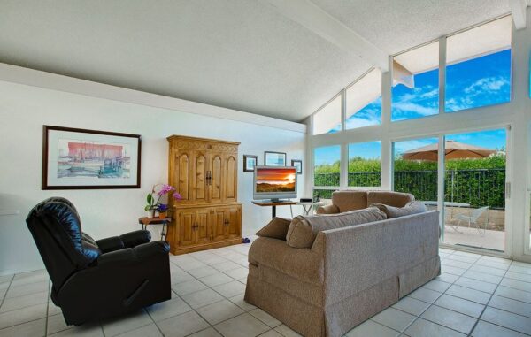 sunset-homes-4-living-room.jpg