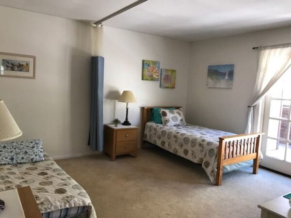 sunset-homes-shared-room.jpg