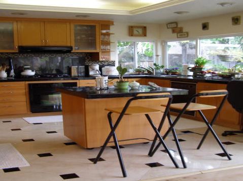 sunshine-retirement-home-3-kitchen.jpg