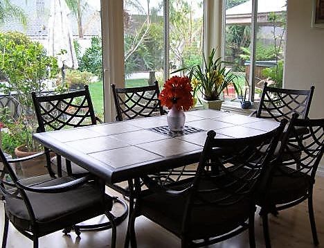 sunshine-retirement-home-dining-room.jpg