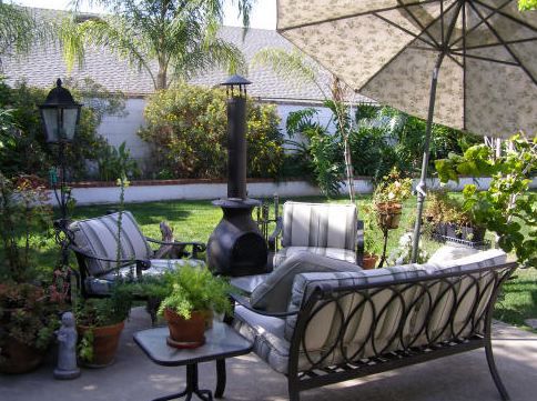 sunshine-retirement-home-patio.jpg
