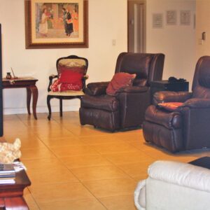 tessas-place-v-living-room.jpg