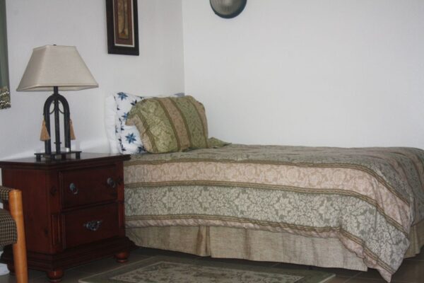 tessas-place-v-private-room-3.jpg