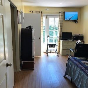 tessies-place-i-private-room-5.jpg