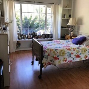 tessies-place-iii-5-private-room-3.jpg