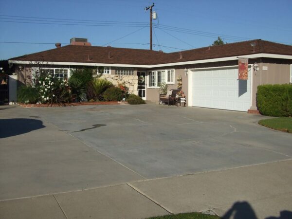 the-hills-of-hayward-1-front-view.jpg