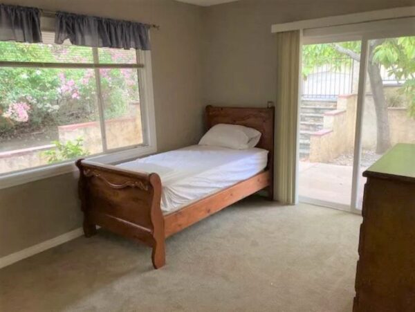 the-hills-of-highland-5-private-room.jpg