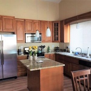 the-hills-of-tree-top-3-kitchen.jpg