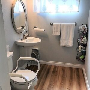 the-hills-of-tree-top-restroom-5.jpg