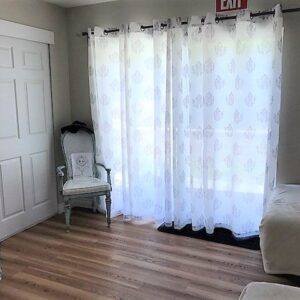 the-hills-of-tree-top-shared-room-2.jpg