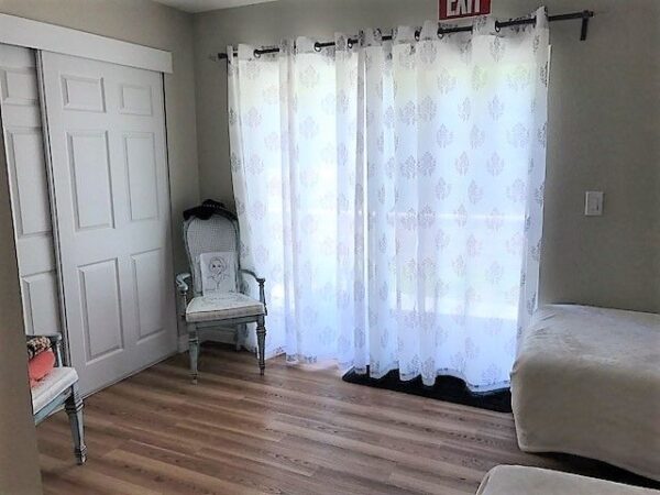 the-hills-of-tree-top-shared-room-2.jpg