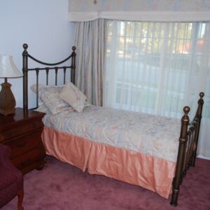 the-hills-of-valencia-6-private-room-2.jpg
