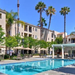 the-ivy-at-wellington-6-pool.jpg