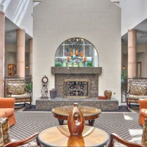 the-ivy-at-wellington-lobby.jpg