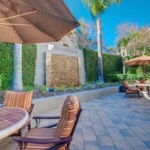 the-meridian-at-anaheim-hills-fountain.jpg