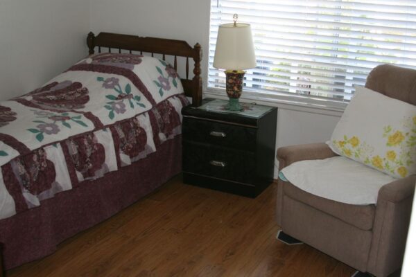 the-pleasantview-home-5-private-room-2.jpg