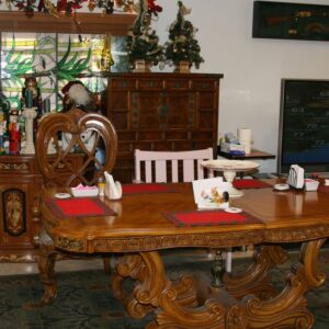 the-vine-house-residential-care-5-dining-room.jpg