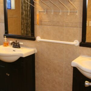 the-vine-house-residential-care-9-restroom.jpg