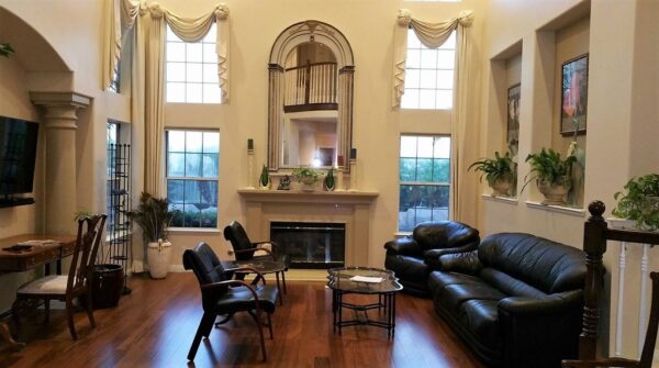 tlc-elderly-residence-i-3-living-room.jpg