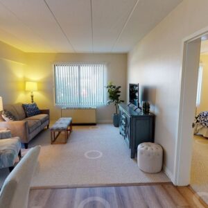 town-and-country-manor-5-one-bedroom-apartment.jpg