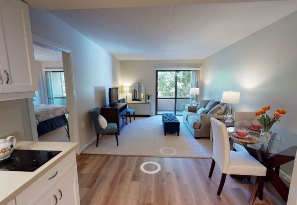 town-and-country-manor-6-one-bedroom-apartment-2.jpg