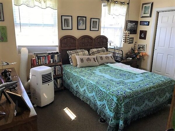 valley-residential-elderly-care-i-private-room-4.jpg