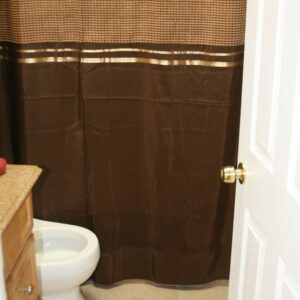 valley-residential-elderly-care-i-restroom-2.jpg
