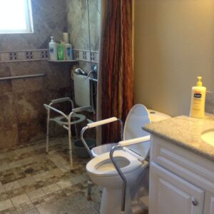 verona-court-iii-5-roll-in-shower.jpg