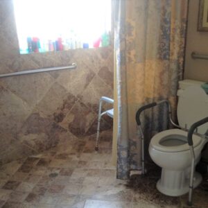 verona-court-viii-5-roll-in-shower.jpg